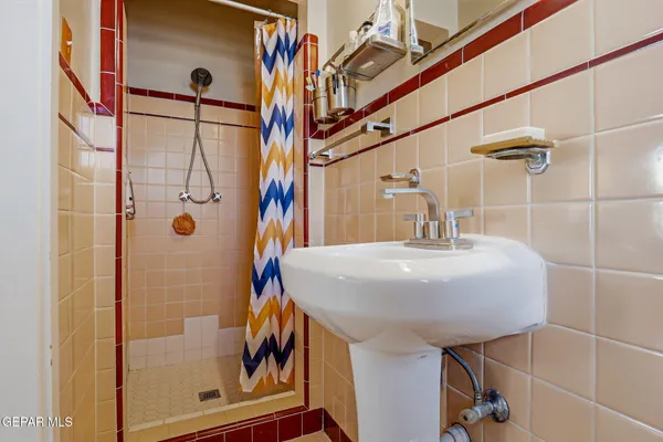 $479,000 | 700 East Baltimore Drive, El Paso, TX 79902