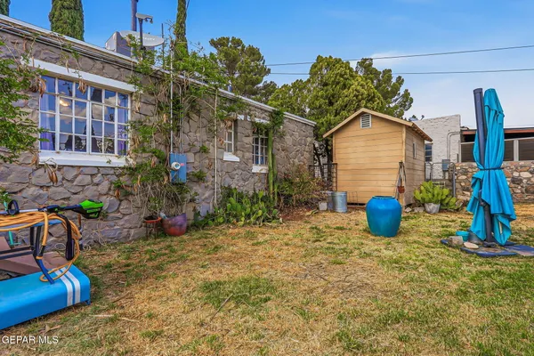 $479,000 | 700 East Baltimore Drive, El Paso, TX 79902