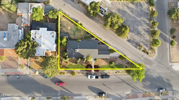 $479,000 | 700 East Baltimore Drive, El Paso, TX 79902