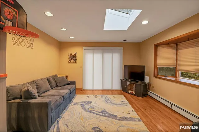 $769,000 | 425 Beatrice Street, Teaneck, NJ 07666