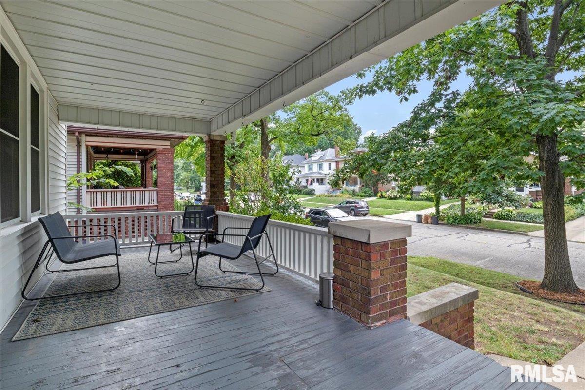645 West Vine Street Springfield, IL 62704 - Photo 5 of 30