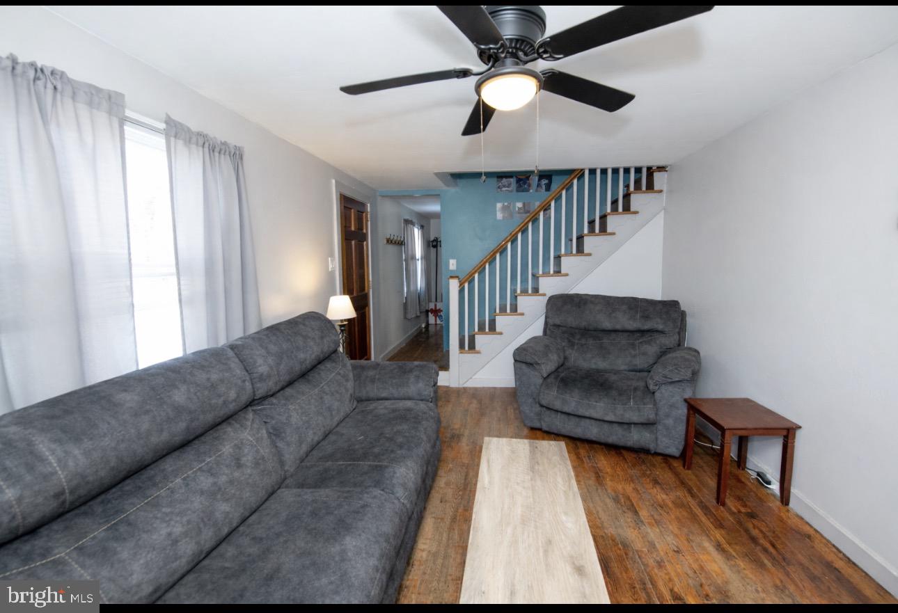 618 Cedar Avenue Croydon, PA 19021 - Photo 3 of 14 a living room with furniture and a wooden floor