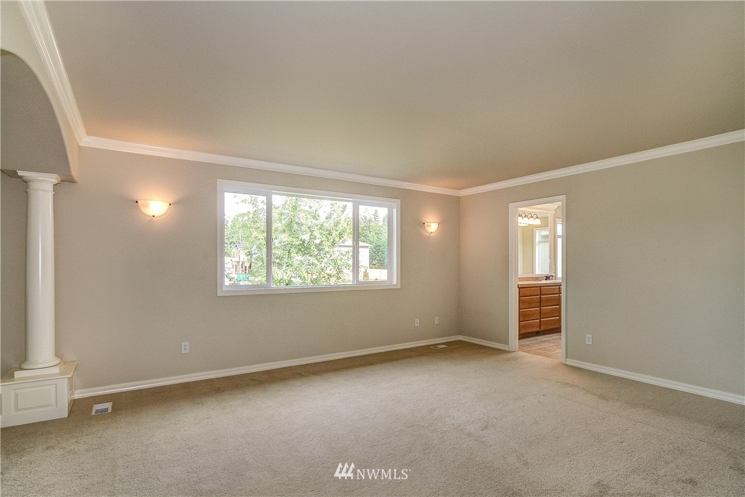 4021 214th Street Southeast Bothell, WA 98021 - Photo 11 of 25