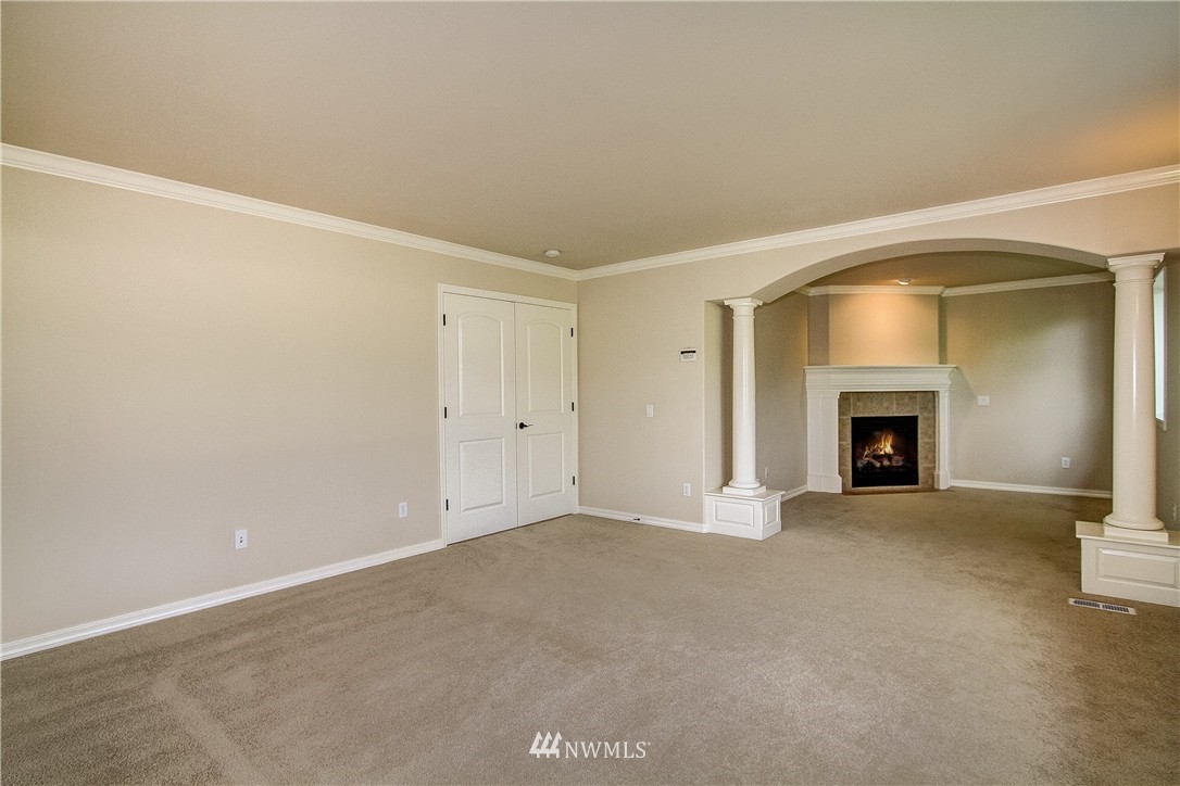 4021 214th Street Southeast Bothell, WA 98021 - Photo 12 of 25