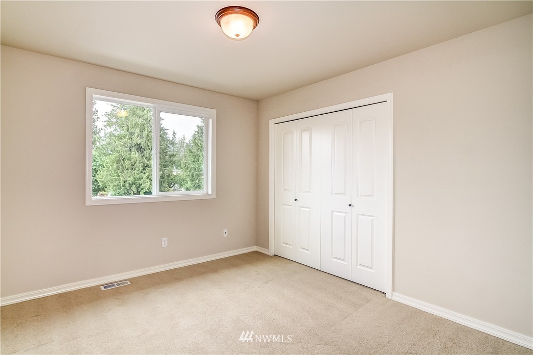 4021 214th Street Southeast Bothell, WA 98021 - Photo 18 of 25