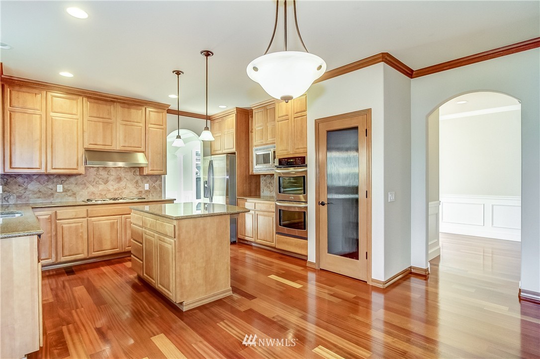 4021 214th Street Southeast Bothell, WA 98021 - Photo 8 of 25