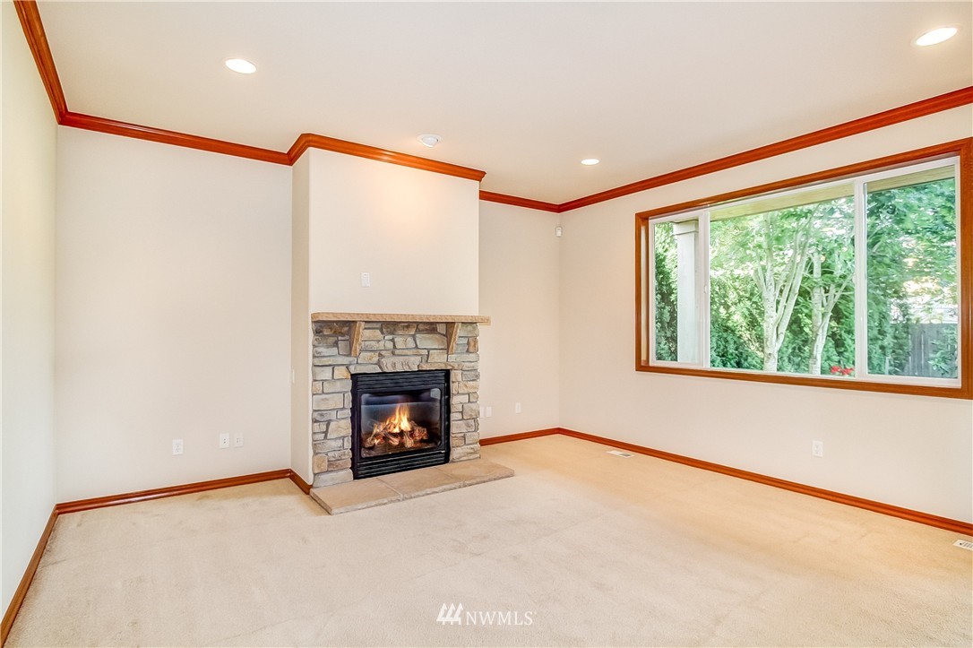 4021 214th Street Southeast Bothell, WA 98021 - Photo 9 of 25