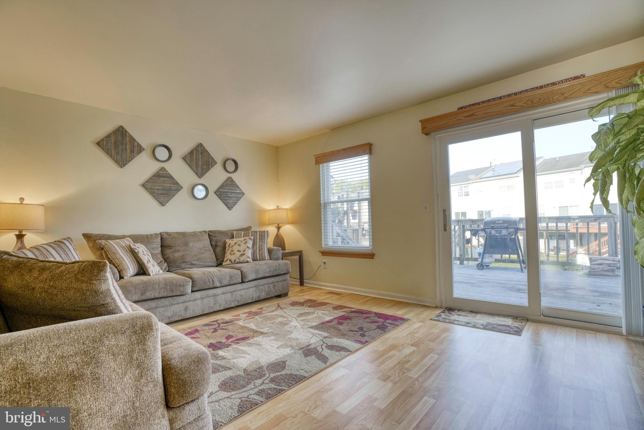 655 Hunting Fields Road Middle River, MD 21220 - Photo 14 of 48 Upper level living room