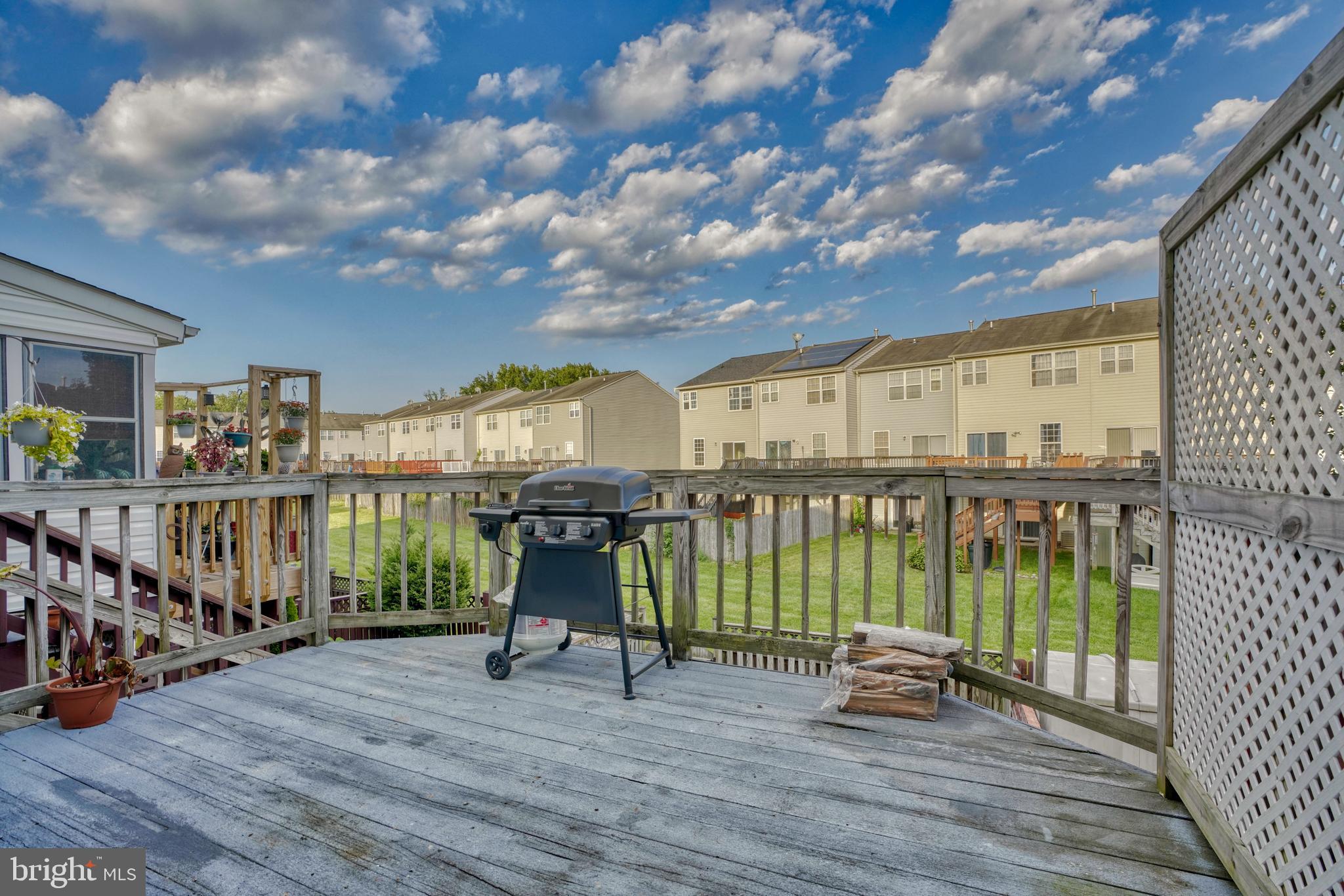 655 Hunting Fields Road Middle River, MD 21220 - Photo 43 of 48 Rear deck
