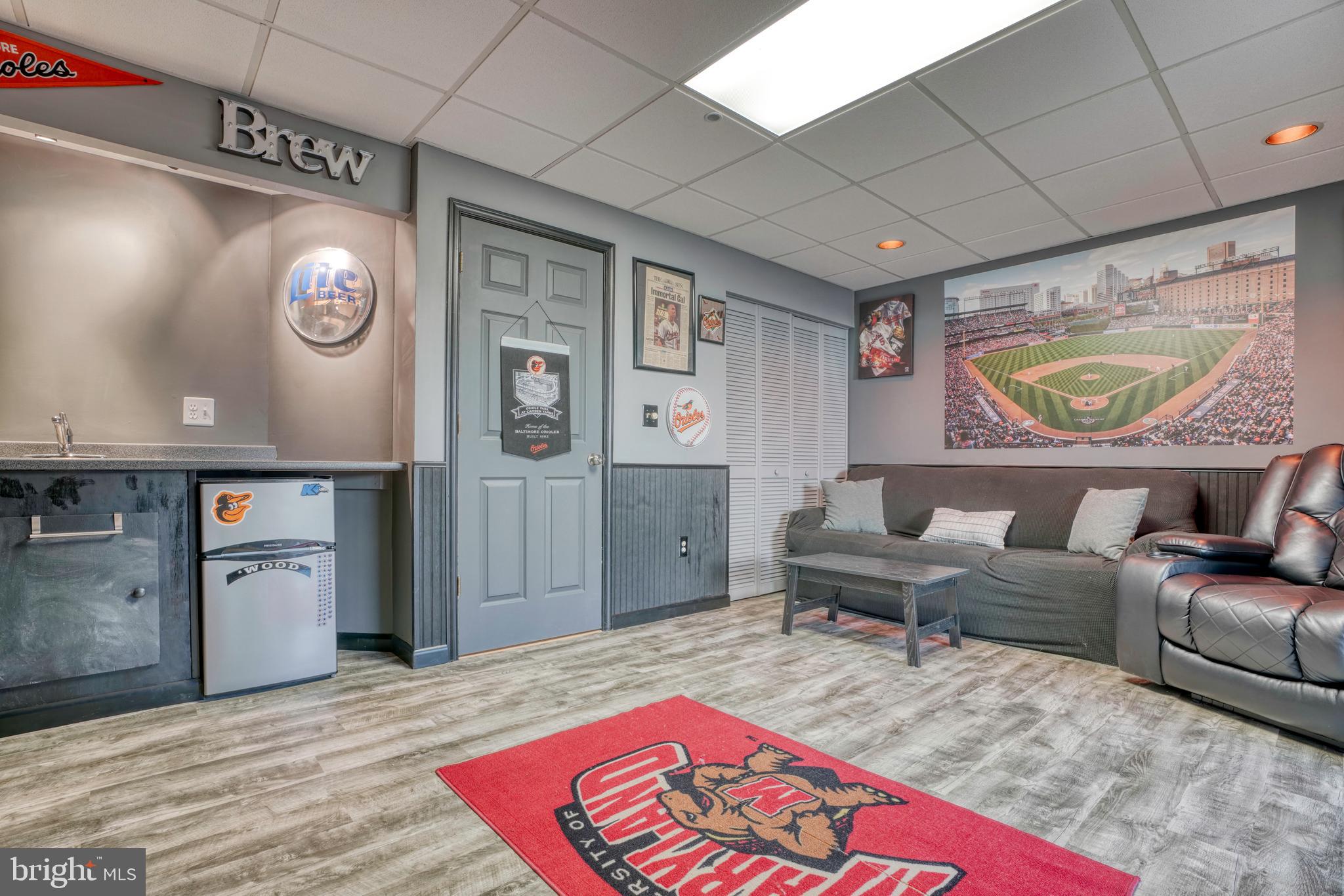 655 Hunting Fields Road Middle River, MD 21220 - Photo 8 of 48 Entertainment room