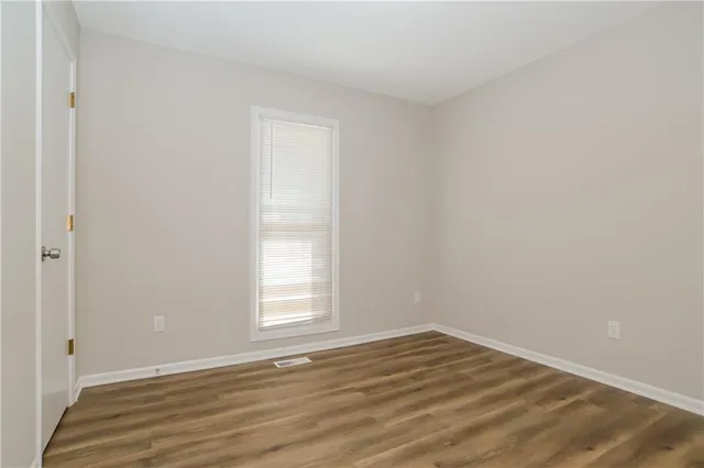 $1,865 | 9734 Booth Avenue, Kansas City, MO 64134