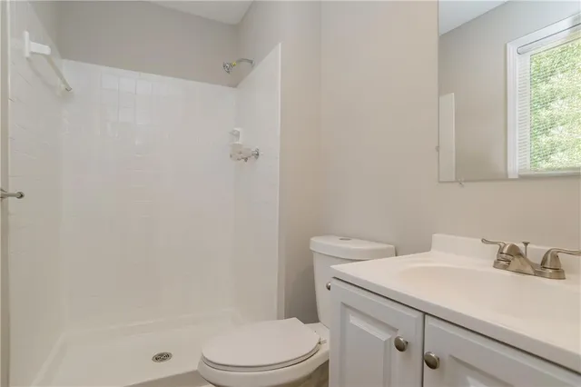 $1,865 | 9734 Booth Avenue, Kansas City, MO 64134