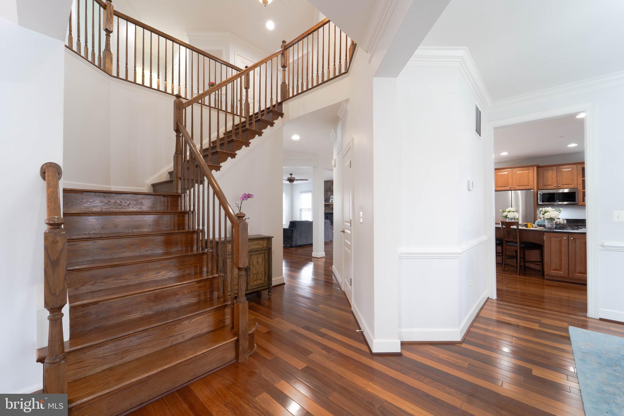 16309 Sandy Ridge Court Woodbridge, VA 22191 - Photo 4 of 93