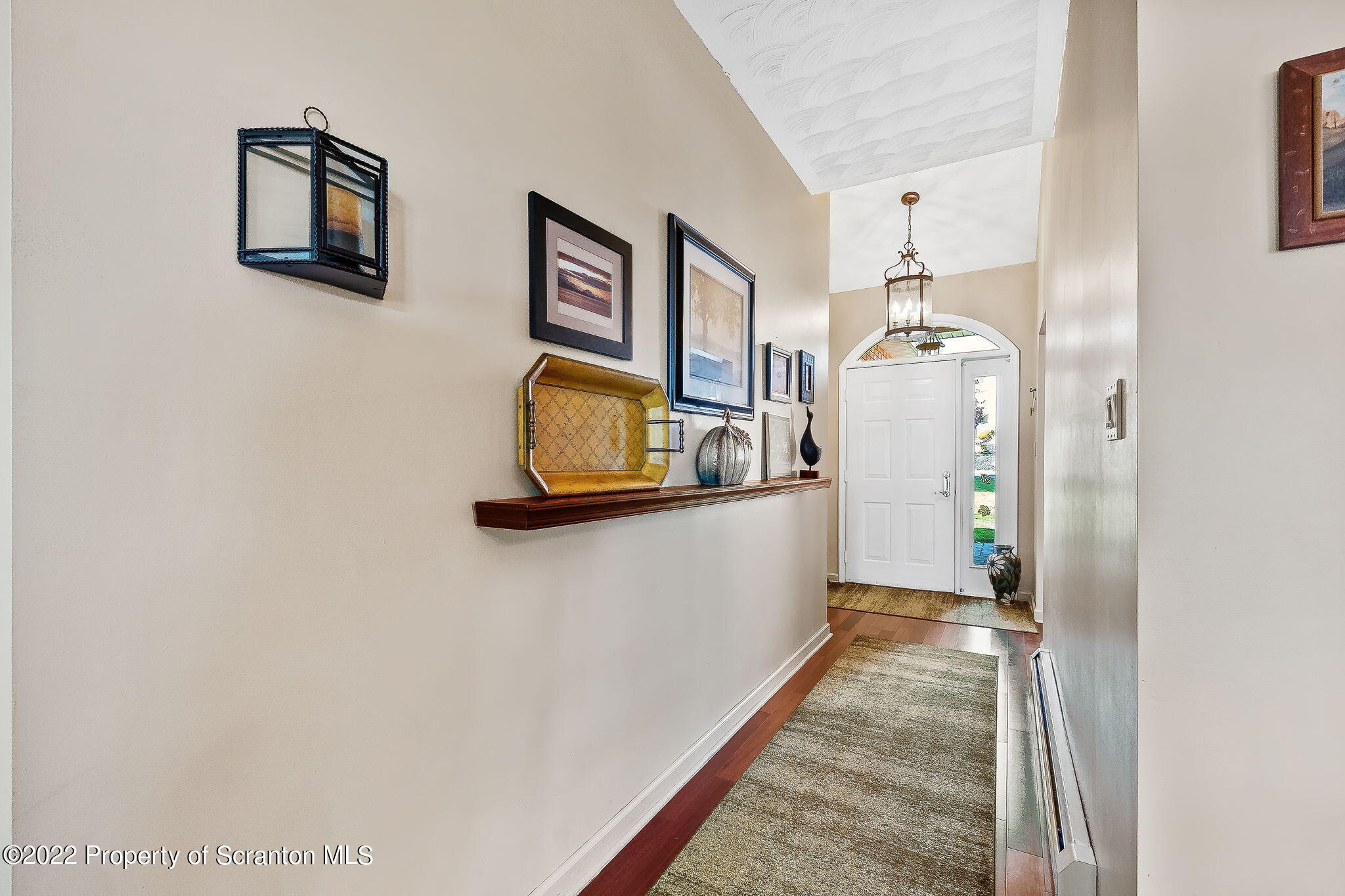 131 Ridgeview Drive Scranton, PA 18504 - Photo 27 of 32 a view of a hallway with front door