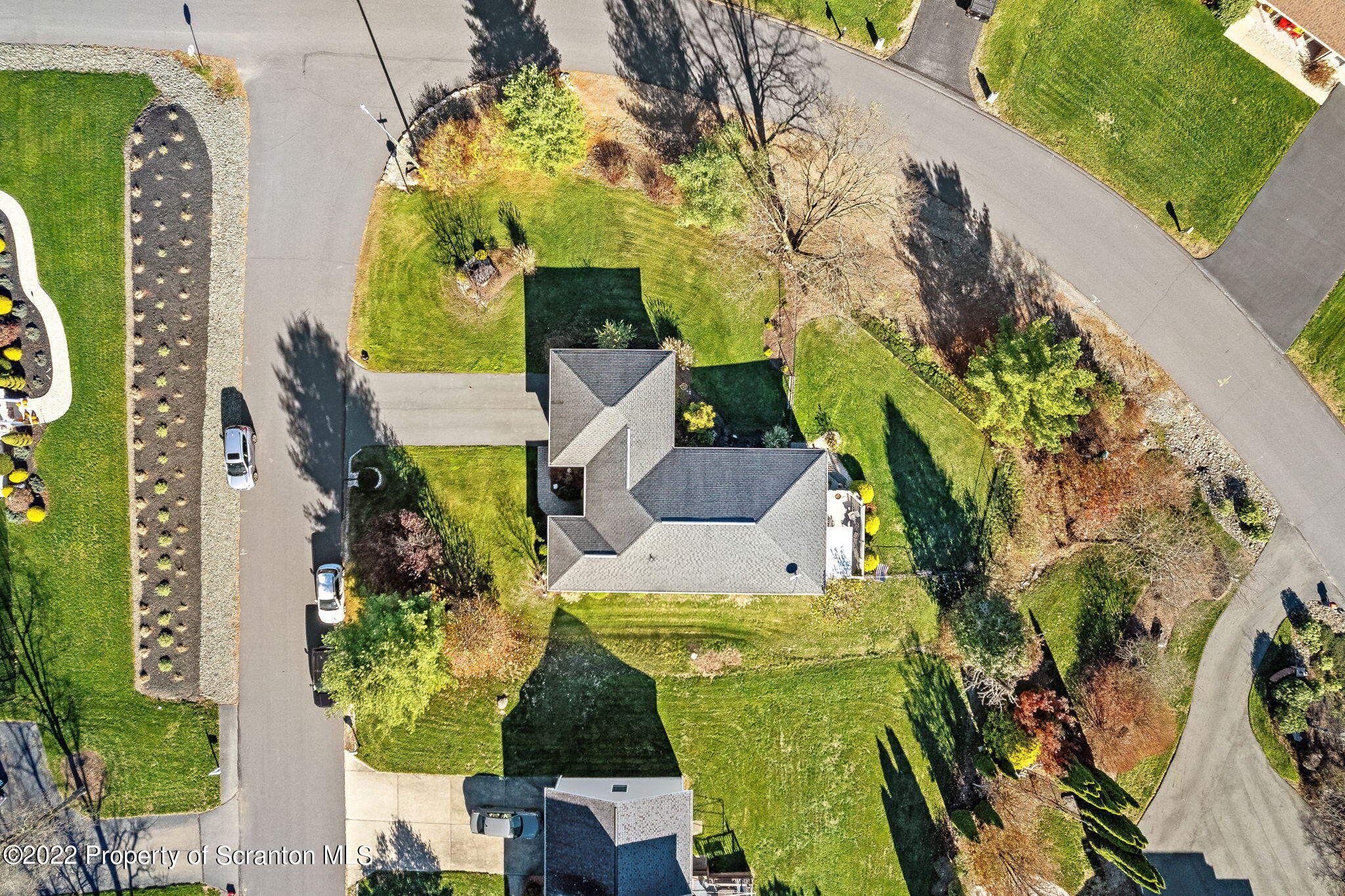 131 Ridgeview Drive Scranton, PA 18504 - Photo 3 of 32 an aerial view of a house with a yard