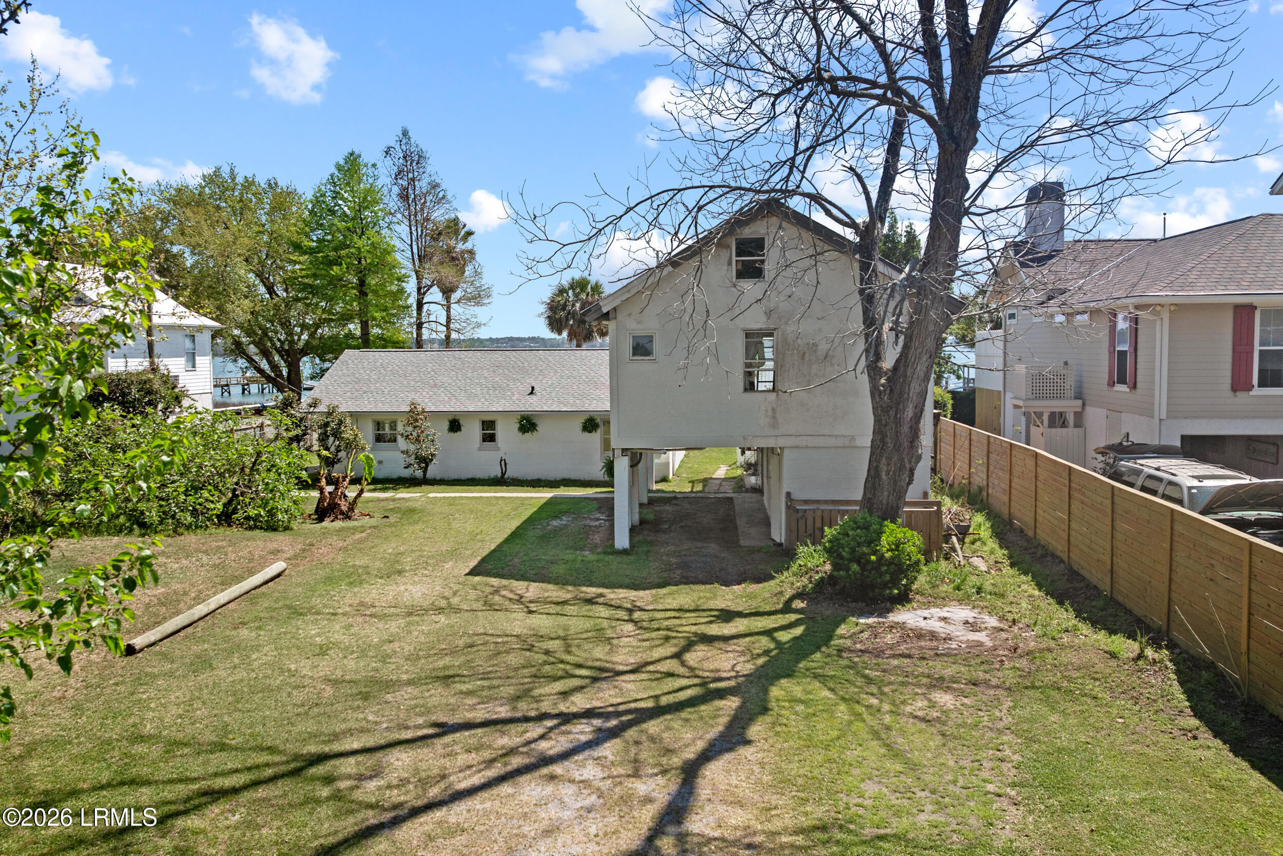 11 State Rd S-7-240 Bluffton, SC 29910 - Photo 17 of 43 11 big oak street-13