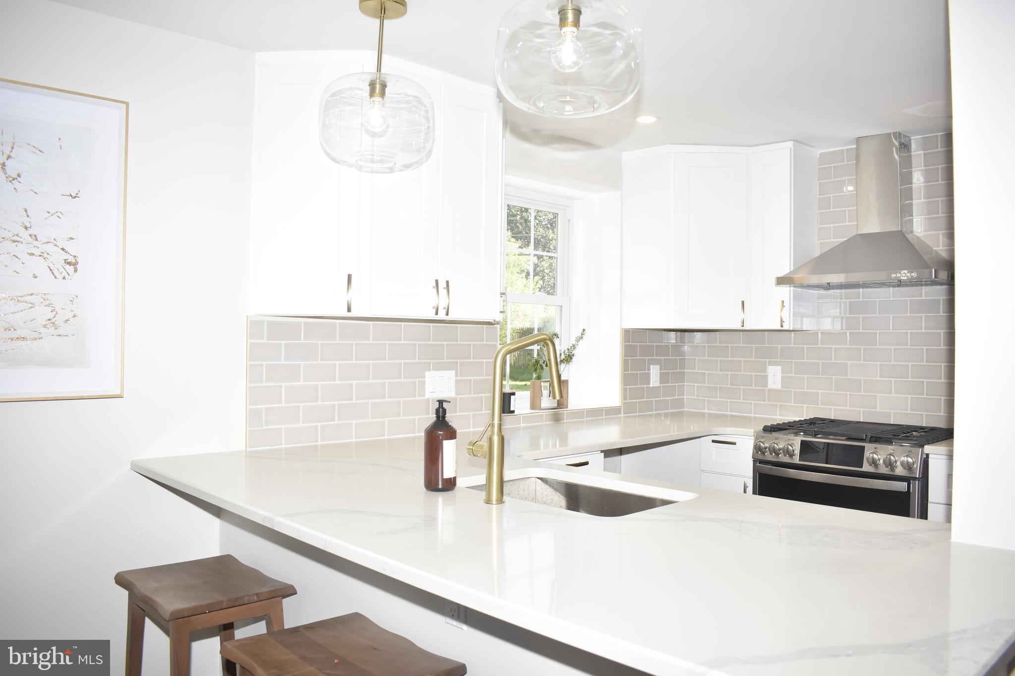 140 Henley Road Wynnewood, PA 19096 - Photo 4 of 14