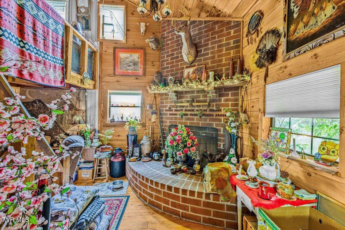 415 Stone Mountain Road Bulls Gap, TN 37711 - Photo 2 of 39 09-128A4627