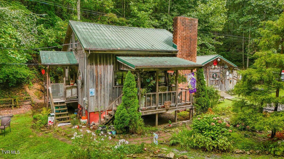 415 Stone Mountain Road Bulls Gap, TN 37711 - Photo 33 of 39 35-DJI_20250812120252_0047_D