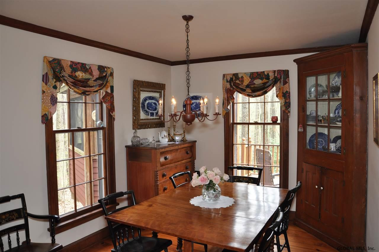 24 Stonegate Road Ballston Lake, NY 12019 - Photo 5 of 25 Photo 5