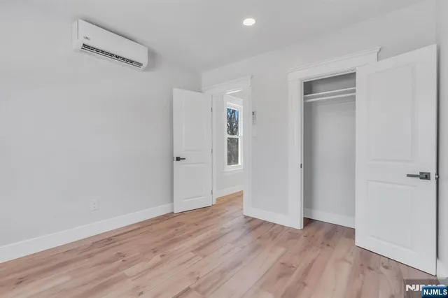 $900,000 | 12 Enfield Avenue, Montclair, NJ 07042