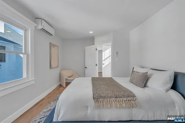 $900,000 | 12 Enfield Avenue, Montclair, NJ 07042