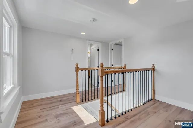 $900,000 | 12 Enfield Avenue, Montclair, NJ 07042