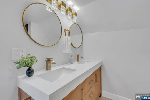 $900,000 | 12 Enfield Avenue, Montclair, NJ 07042