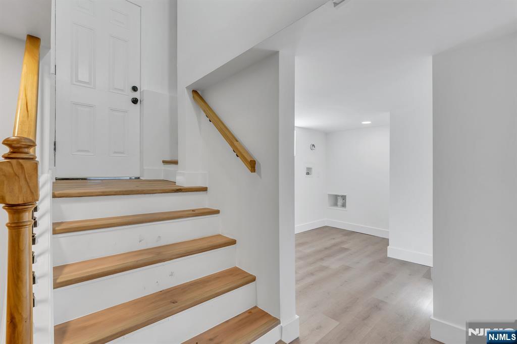 12 Enfield Avenue Montclair, NJ 07042 - Photo 45 of 50 a view of entryway