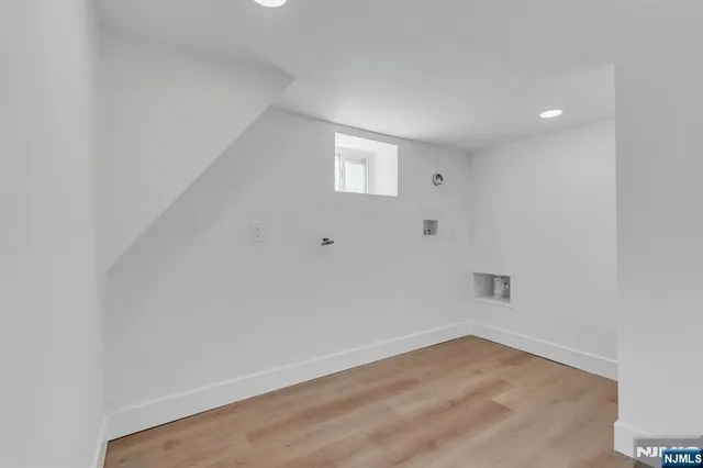 $900,000 | 12 Enfield Avenue, Montclair, NJ 07042