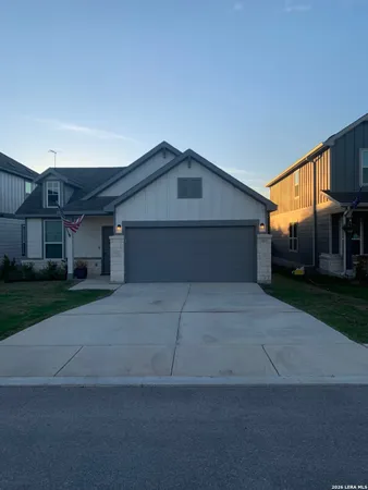 $2,200 | 11837 Snowy River, San Antonio, TX 78254