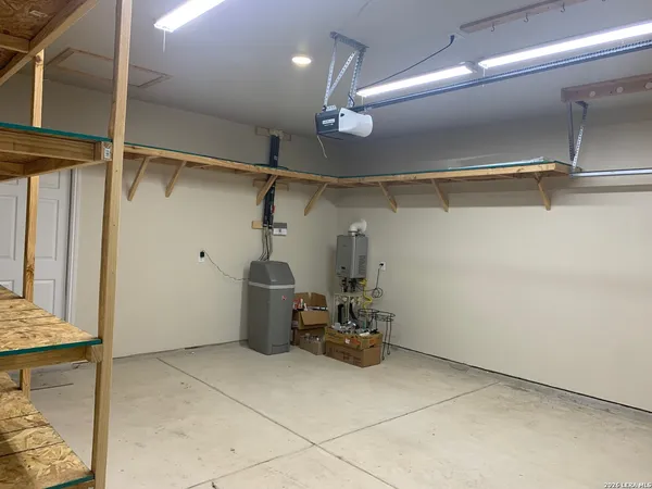 $2,200 | 11837 Snowy River, San Antonio, TX 78254