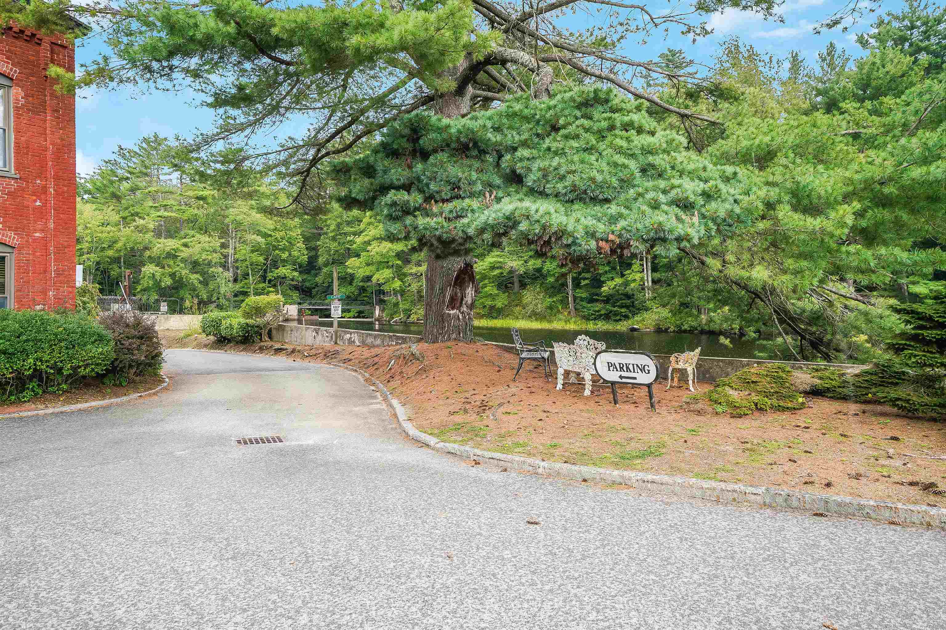 50 Jaffrey Road, Unit 4 Peterborough, NH 03458 - Photo 25 of 38 Gallery Image 25