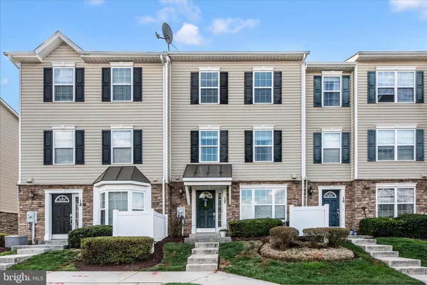 $328,900 | 6488 Cornwall Drive, Unit 17, Eldersburg, MD 21784