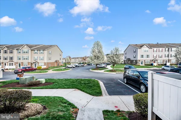 $328,900 | 6488 Cornwall Drive, Unit 17, Eldersburg, MD 21784