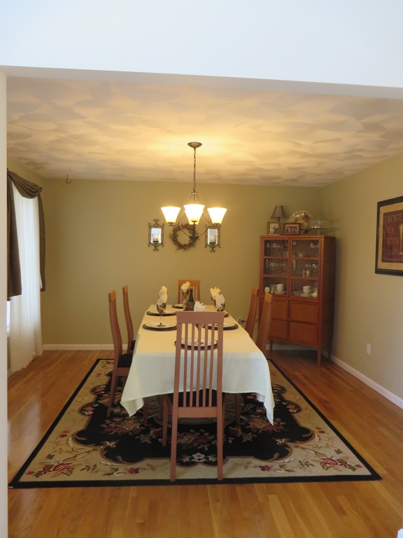 19 Balcom Road Marlborough, MA 01752 - Photo 8 of 30 Gallery Image 8