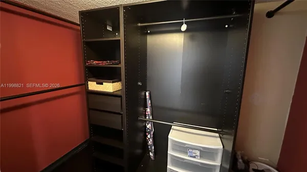 $3,100 | 210 174th Street, Unit 608, Sunny Isles Beach, FL 33160