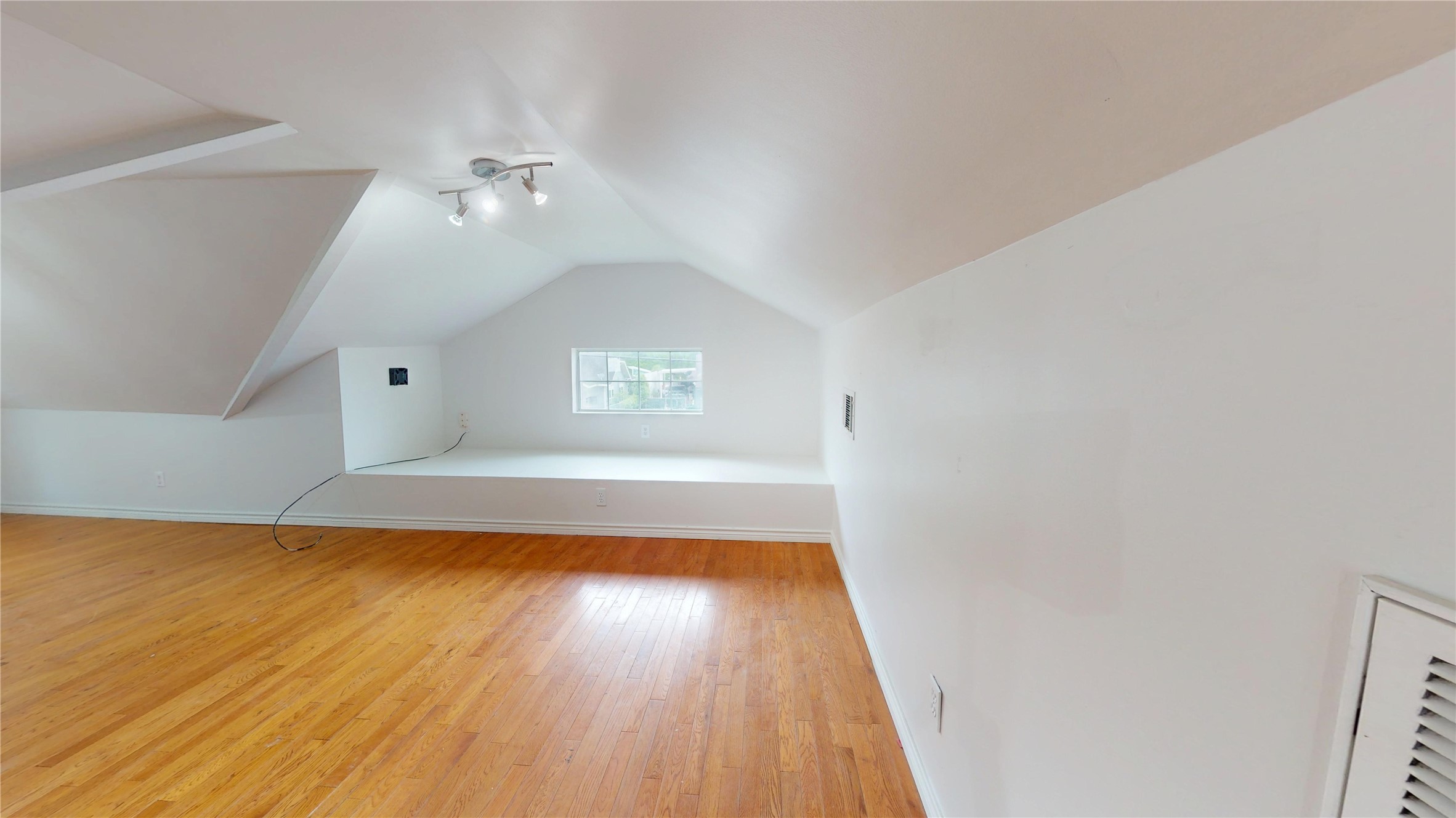 101 Eastgate Street Houston, TX 77012 - Photo 42 of 49