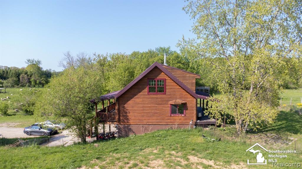 8761 Wildcat Road Jeddo, MI 48032 - Photo 2 of 29 50184279-00ca3352-e9de-43d9-8762-4546eb21a0e8.JPG