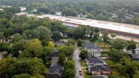 $595,000 | 680 Grady Place Southwest, Atlanta, GA 30310