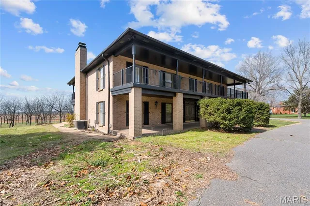 $750,000 | 305 Ridge Drive, Sikeston, MO 63801