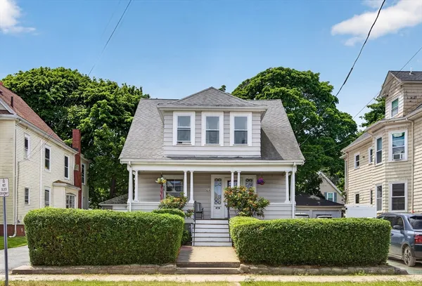 $599,999 | 524 Eastern Avenue, Lynn, MA 01902