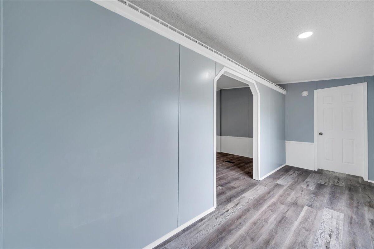 20459 Main Street Buchanan, VA 24066 - Photo 5 of 35 05-MIB08196