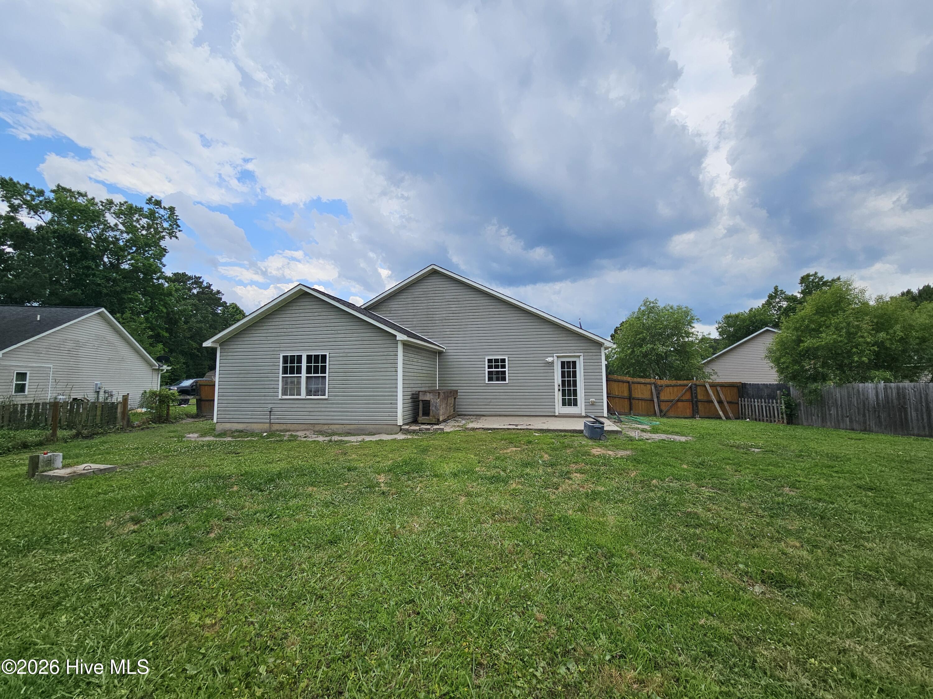 307 Big Tree Lane Chinquapin, NC 28521 - Photo 15 of 16