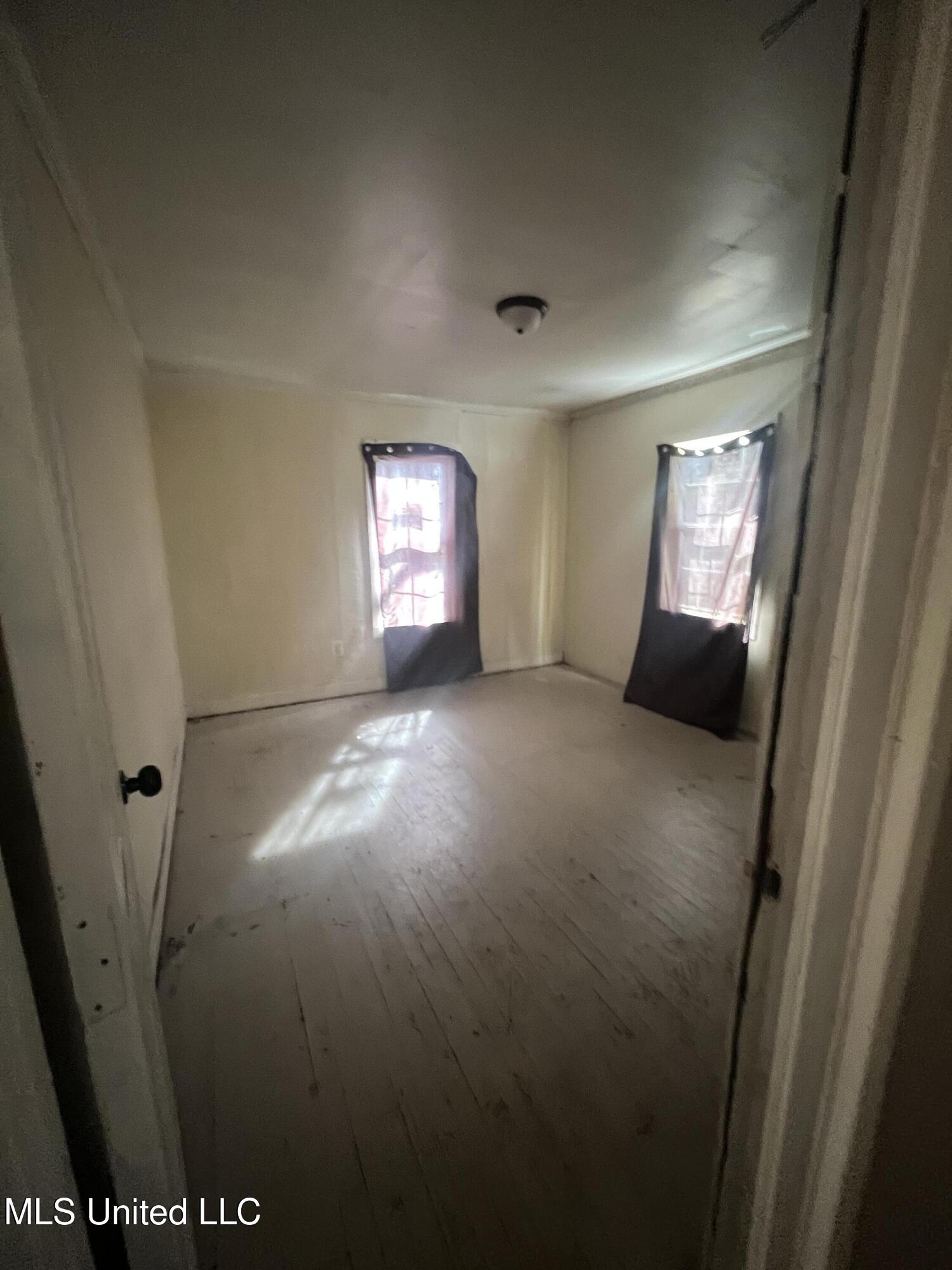 979 Winn Street Jackson, MS 39204 - Photo 11 of 24 IMG_1813