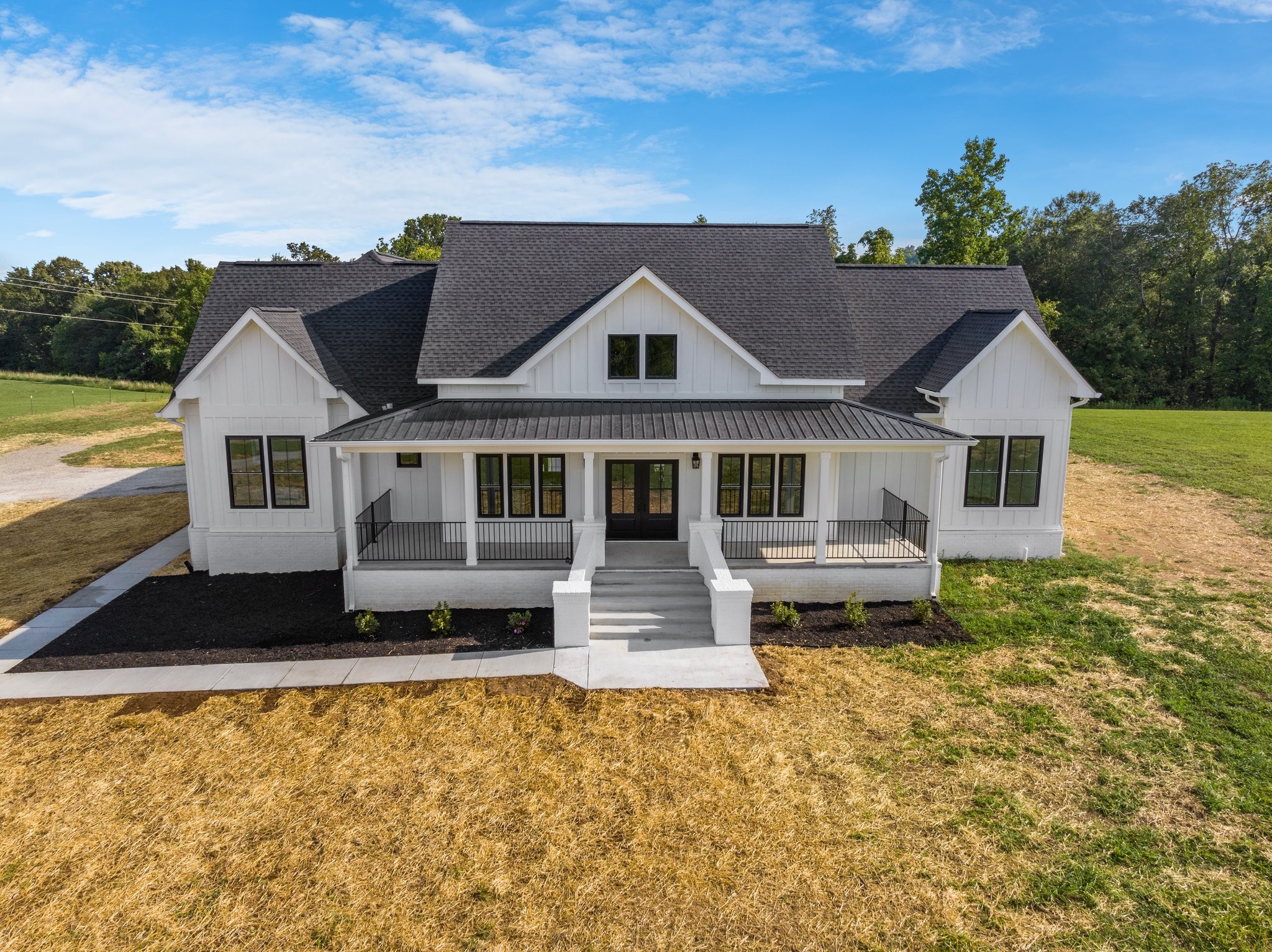 1655 Old Lake Road Lewisburg, TN 37091 - Photo 1 of 70 Gallery Image 1