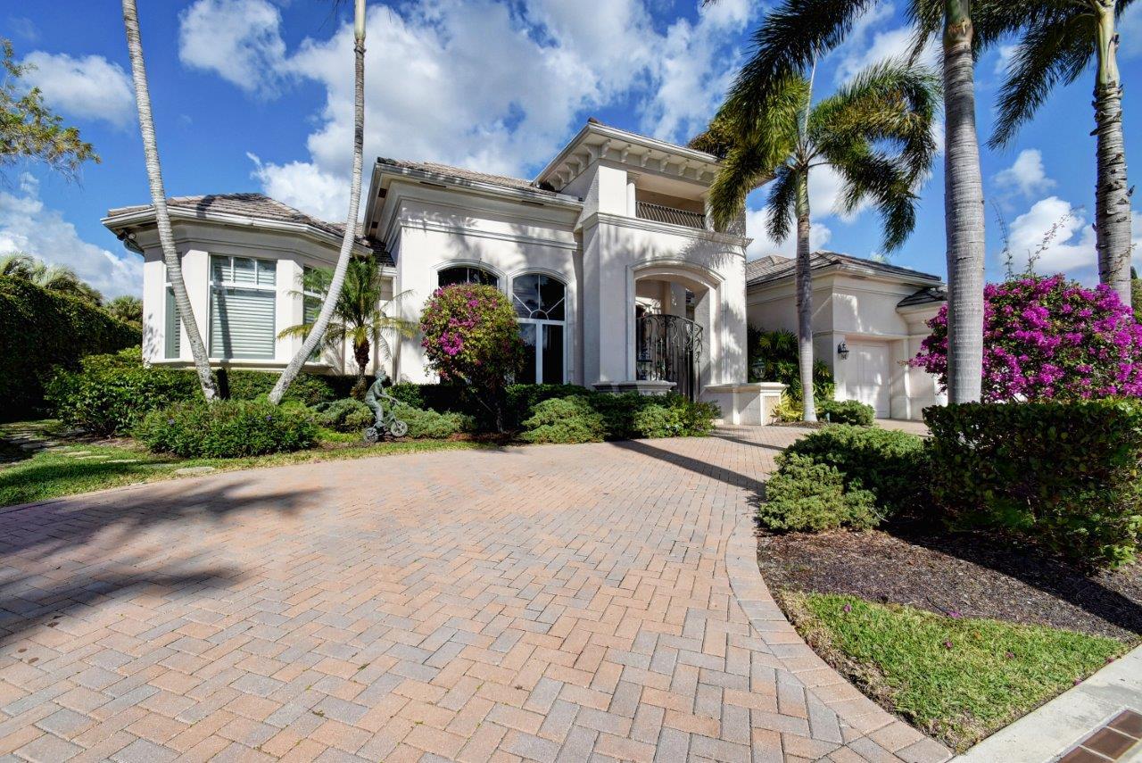 19667 Oakbrook Circle Boca Raton, FL 33434 - Photo 3 of 82 Front