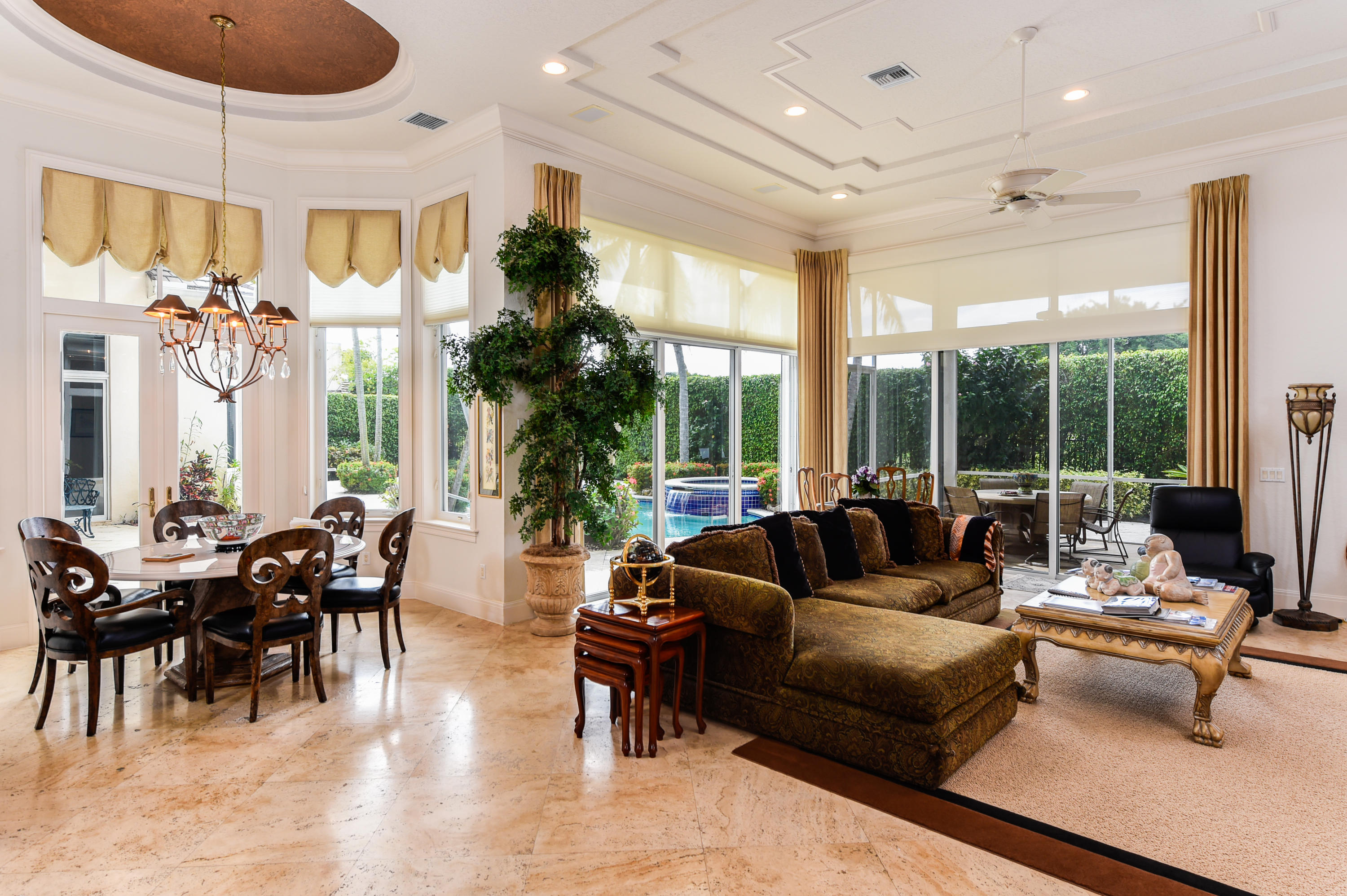 19667 Oakbrook Circle Boca Raton, FL 33434 - Photo 44 of 82 Family Room/Breakfast Area