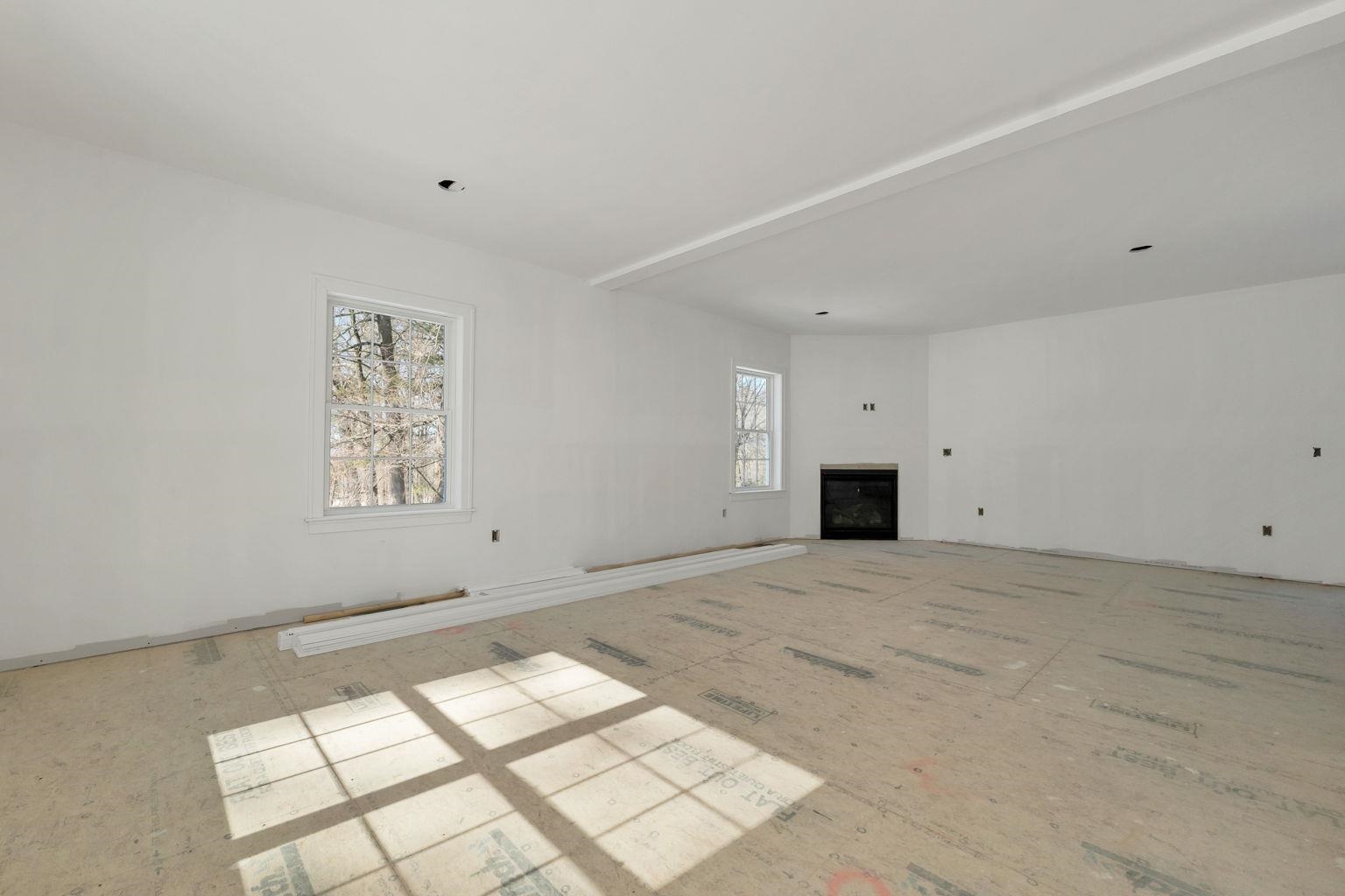 8 Wiley Hill Road Londonderry, NH 03053 - Photo 13 of 60