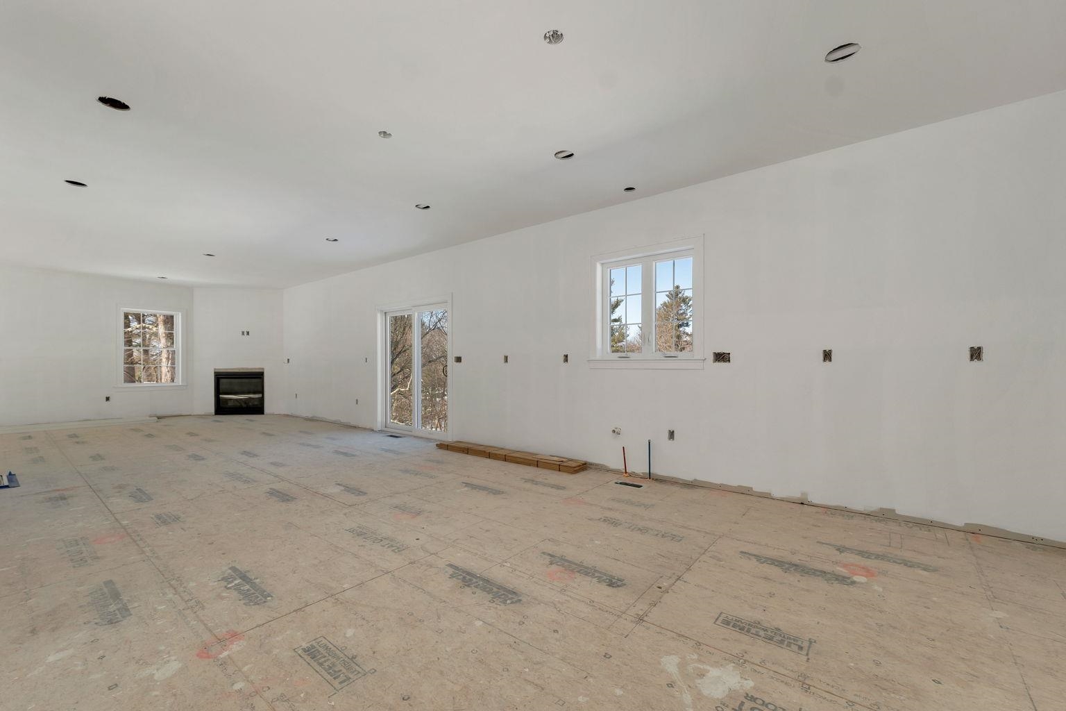 8 Wiley Hill Road Londonderry, NH 03053 - Photo 19 of 60